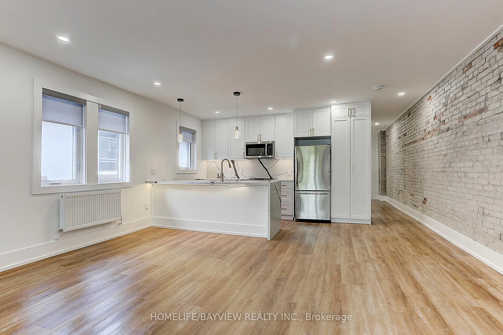 Photo 11 of Unit Upper, 43 Wineva Avenue, Toronto, The Beaches — HOMEH
