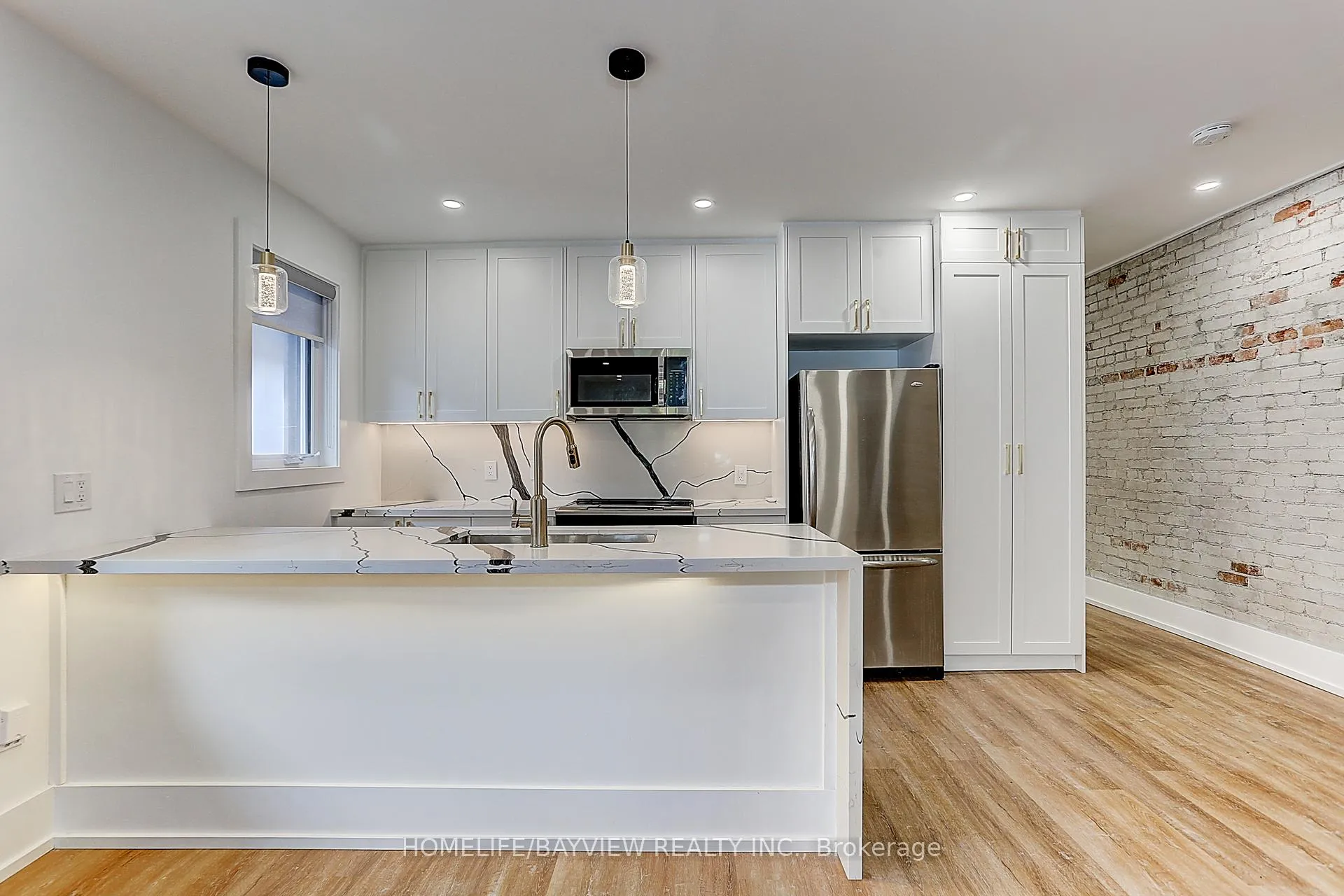Photo 15 of Unit Upper, 43 Wineva Avenue, Toronto, The Beaches — HOMEH