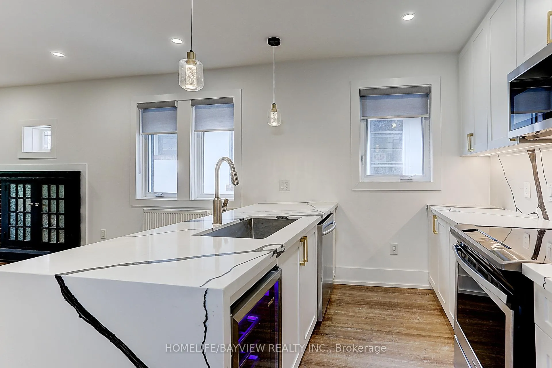 Photo 16 of Unit Upper, 43 Wineva Avenue, Toronto, The Beaches — HOMEH