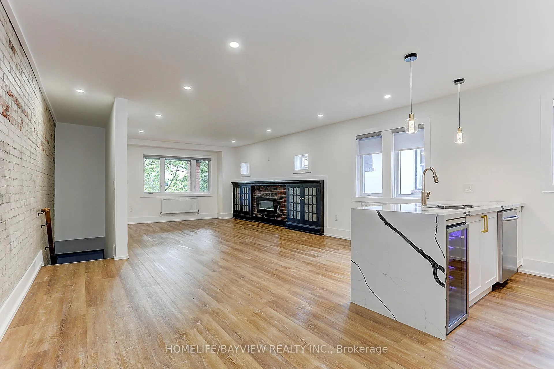 Photo 17 of Unit Upper, 43 Wineva Avenue, Toronto, The Beaches — HOMEH