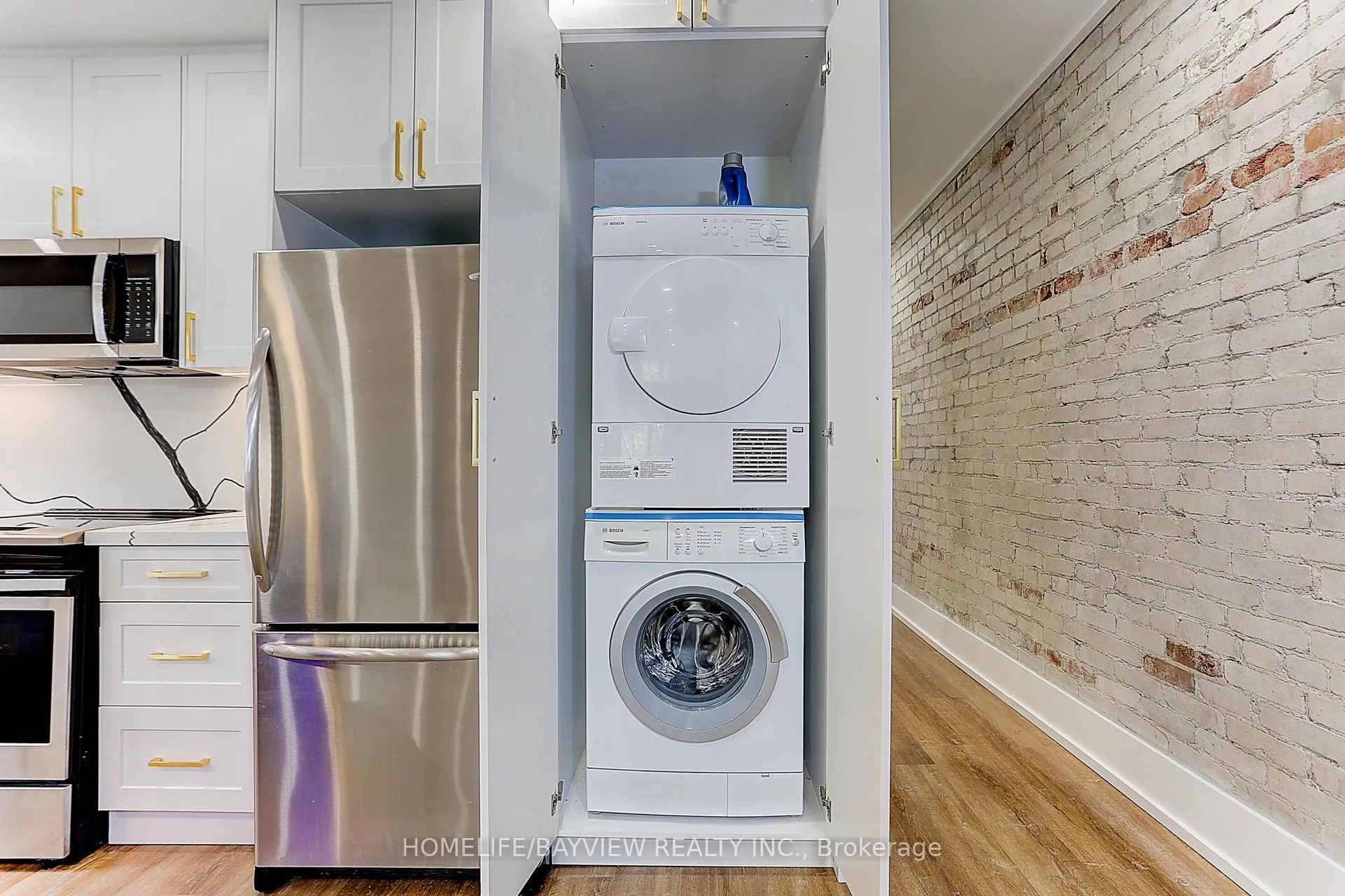 Photo 18 of Unit Upper, 43 Wineva Avenue, Toronto, The Beaches — HOMEH