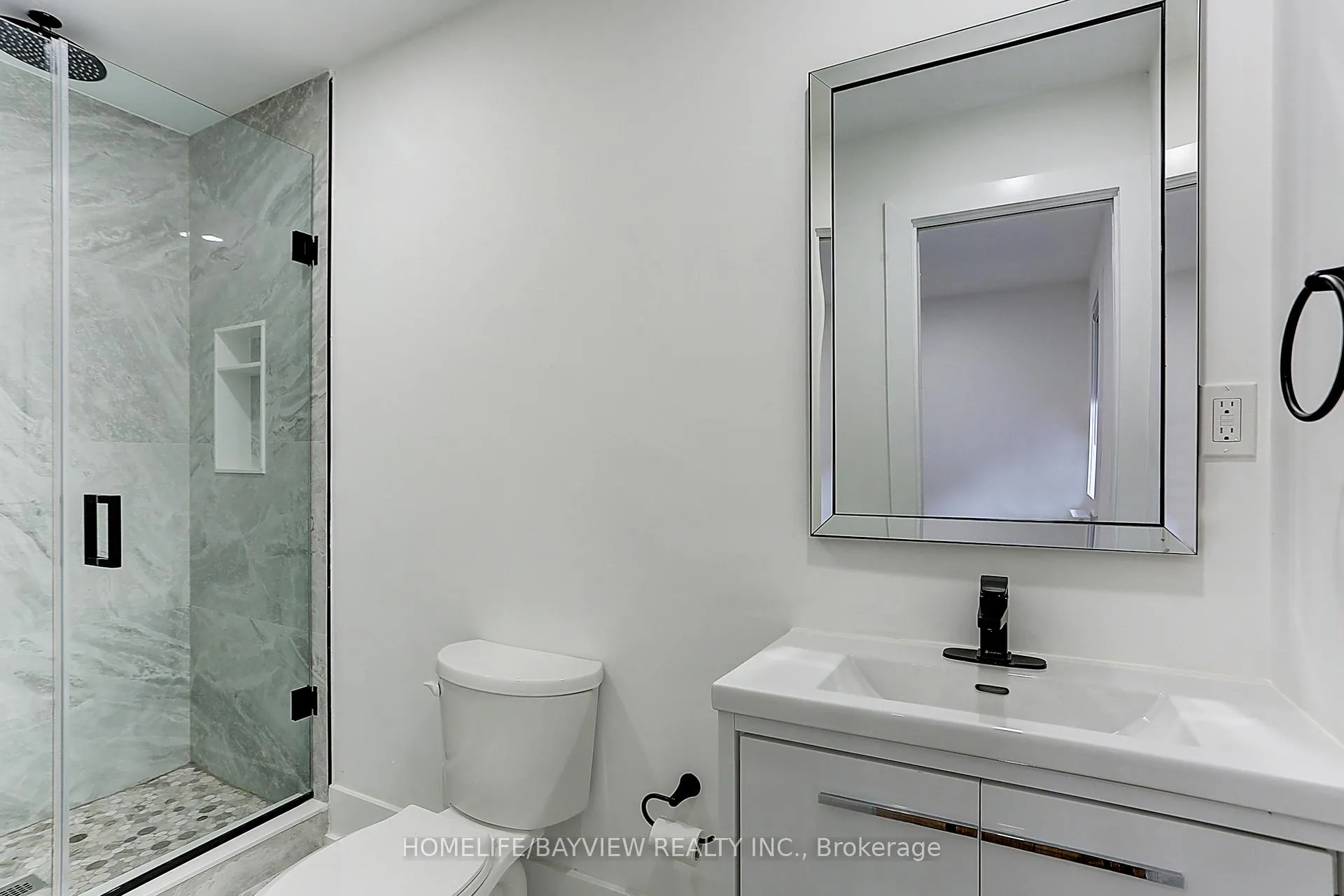 Photo 22 of Unit Upper, 43 Wineva Avenue, Toronto, The Beaches — HOMEH