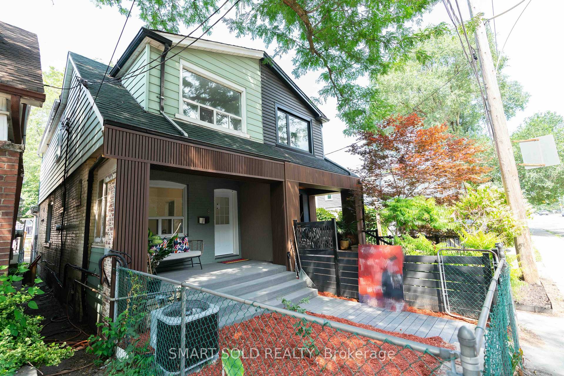 Photo 5 of 8 Hanson Street, Toronto, Greenwood-Coxwell — HOMEH