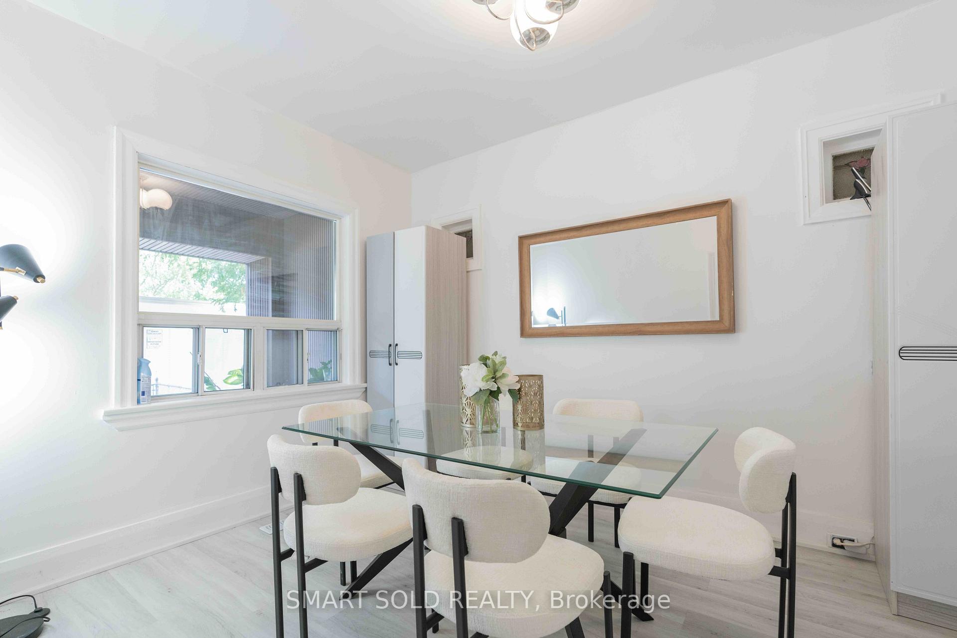 Photo 11 of 8 Hanson Street, Toronto, Greenwood-Coxwell — HOMEH