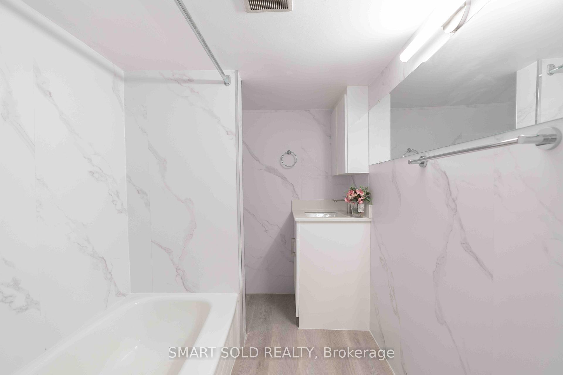 Photo 43 of 8 Hanson Street, Toronto, Greenwood-Coxwell — HOMEH