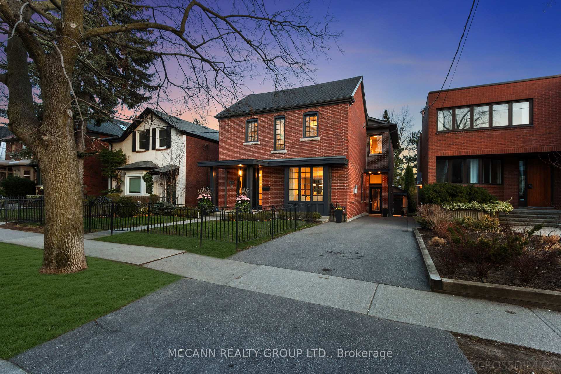 Photo 2 of 169 Sherwood Avenue, Toronto, Mount Pleasant East — HOMEH