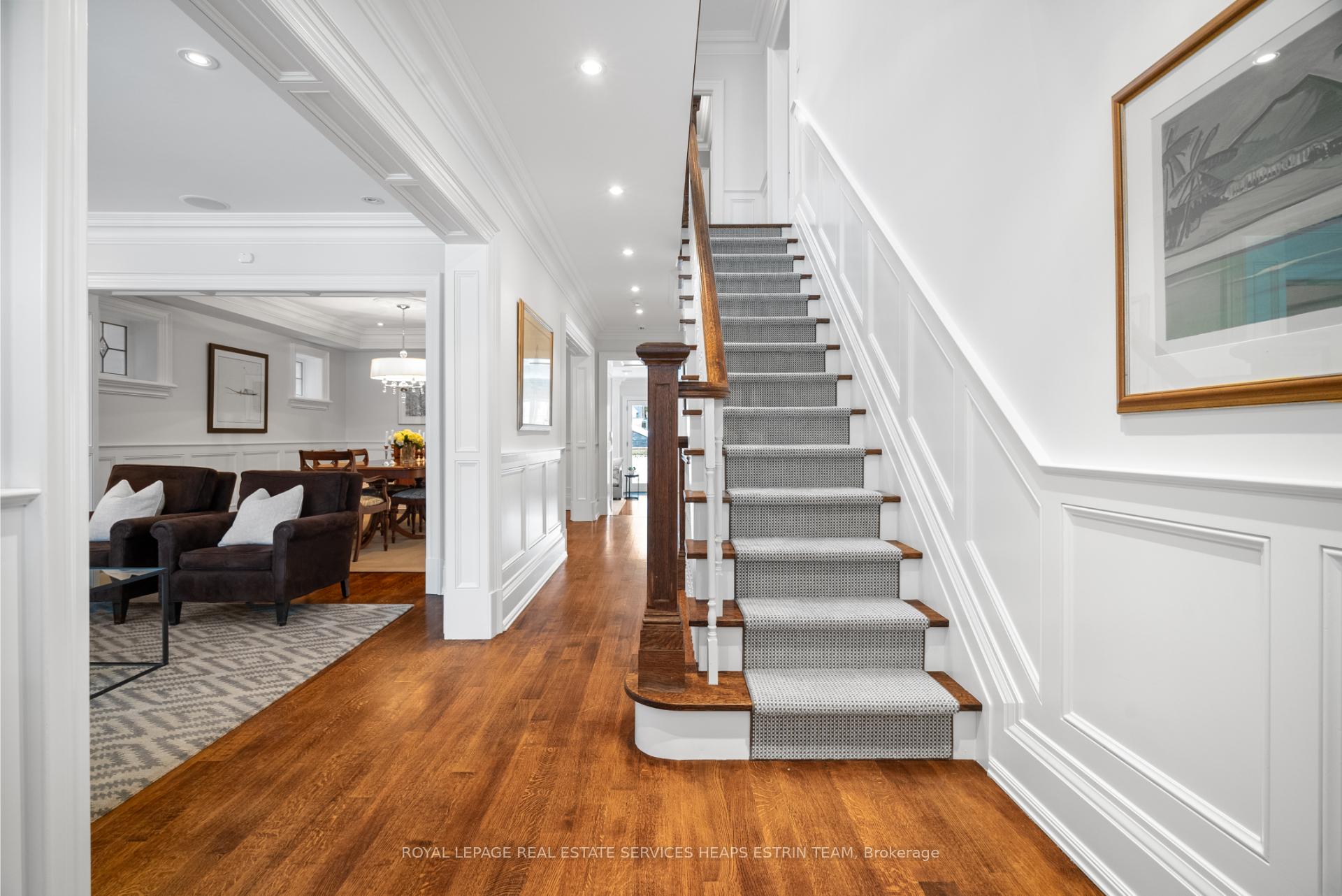 Photo 3 of 16 Rumsey Road, Toronto, Leaside — HOMEH
