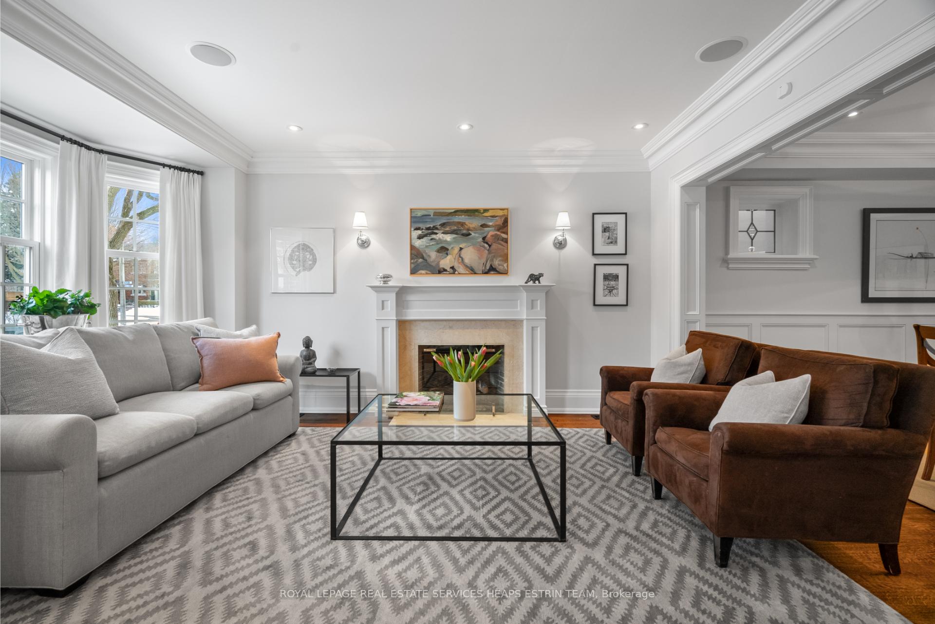 Photo 4 of 16 Rumsey Road, Toronto, Leaside — HOMEH