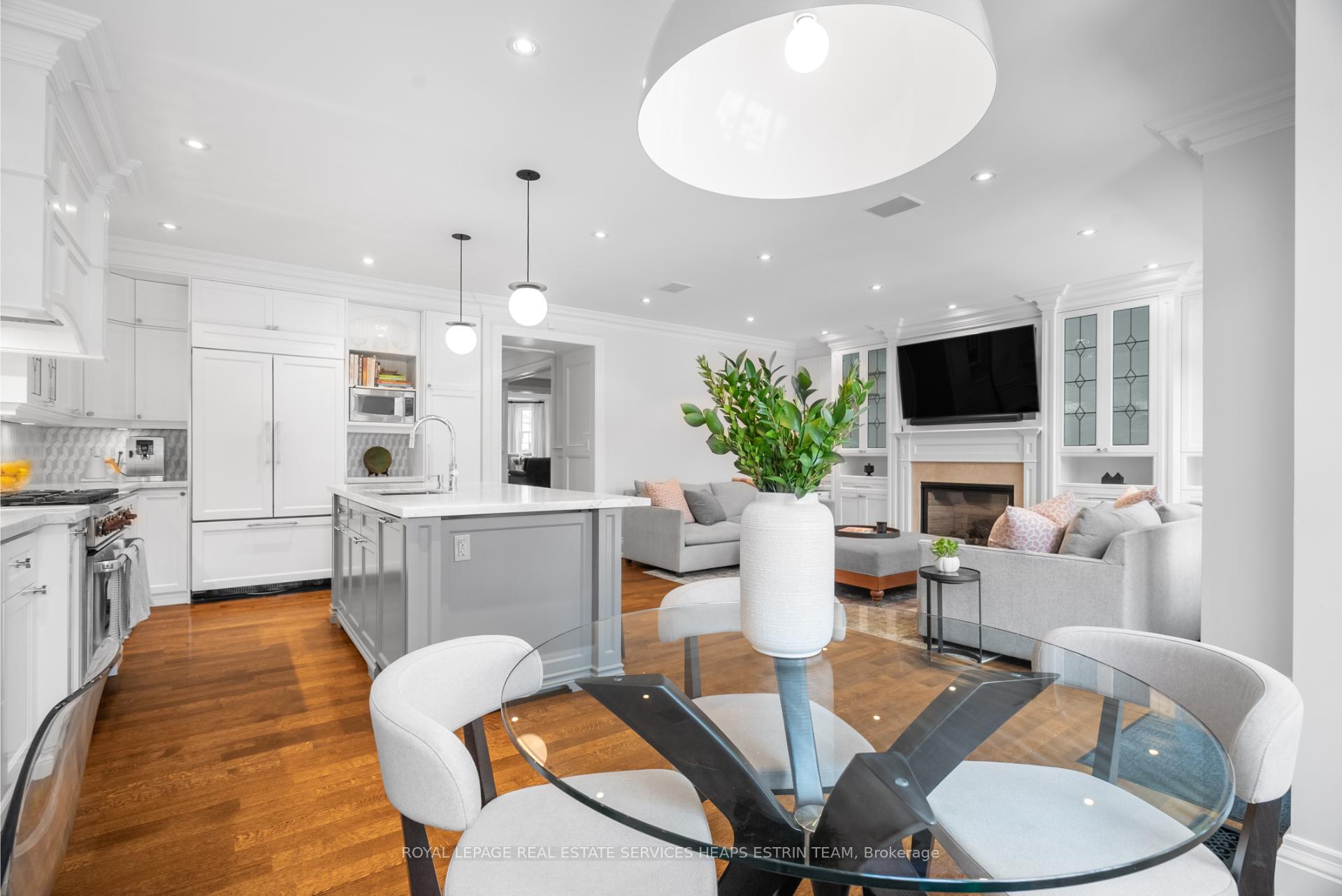 Photo 14 of 16 Rumsey Road, Toronto, Leaside — HOMEH