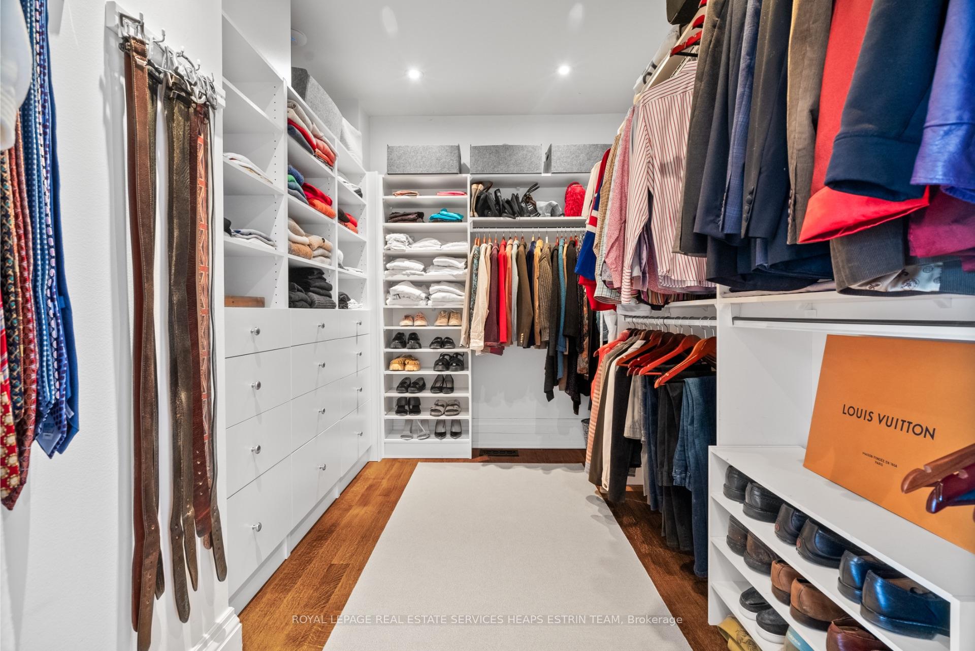 Photo 23 of 16 Rumsey Road, Toronto, Leaside — HOMEH