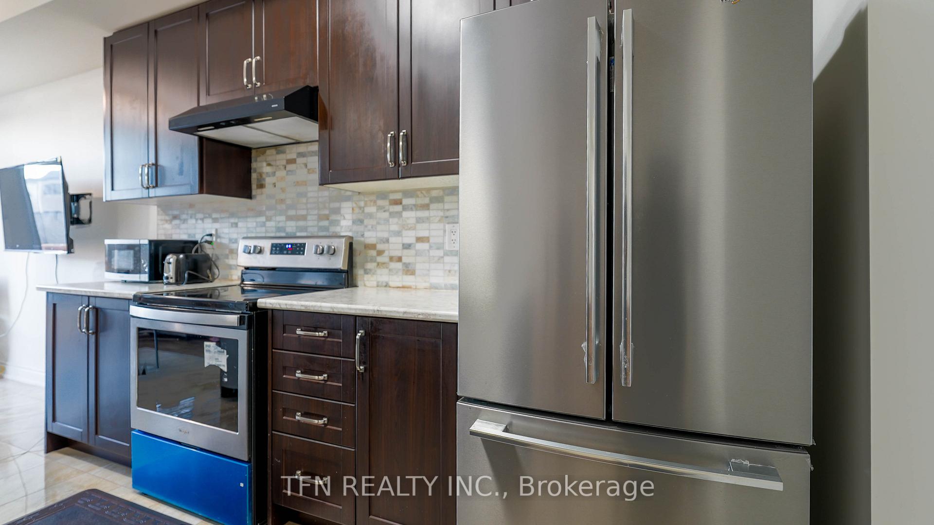 Photo 11 of Unit Upper, 125 Vanilla Trail, Thorold, Rolling Meadows — HOMEH