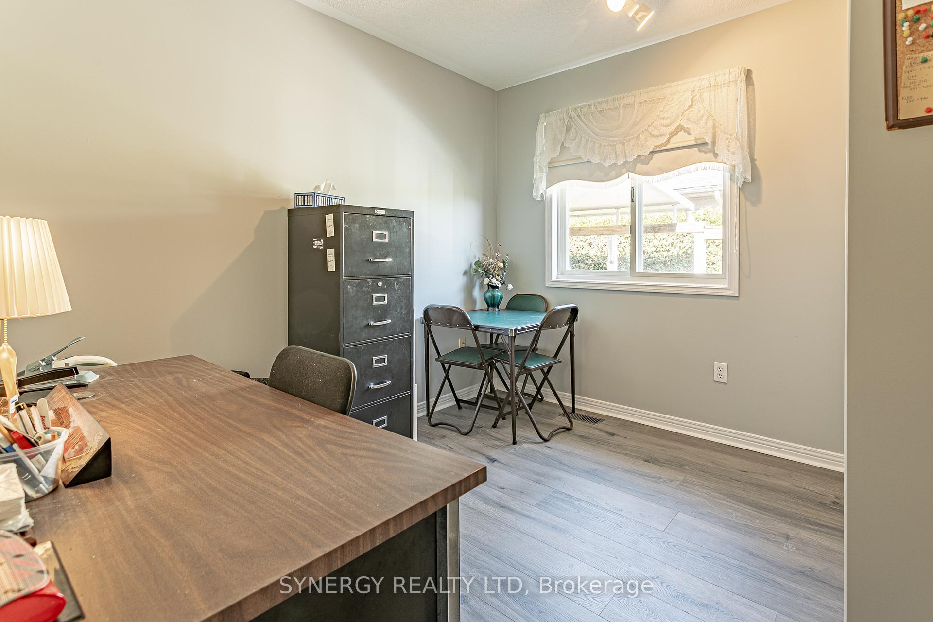 Photo 20 of 16 Parkview Drive, Strathroy-Caradoc, SE — HOMEH