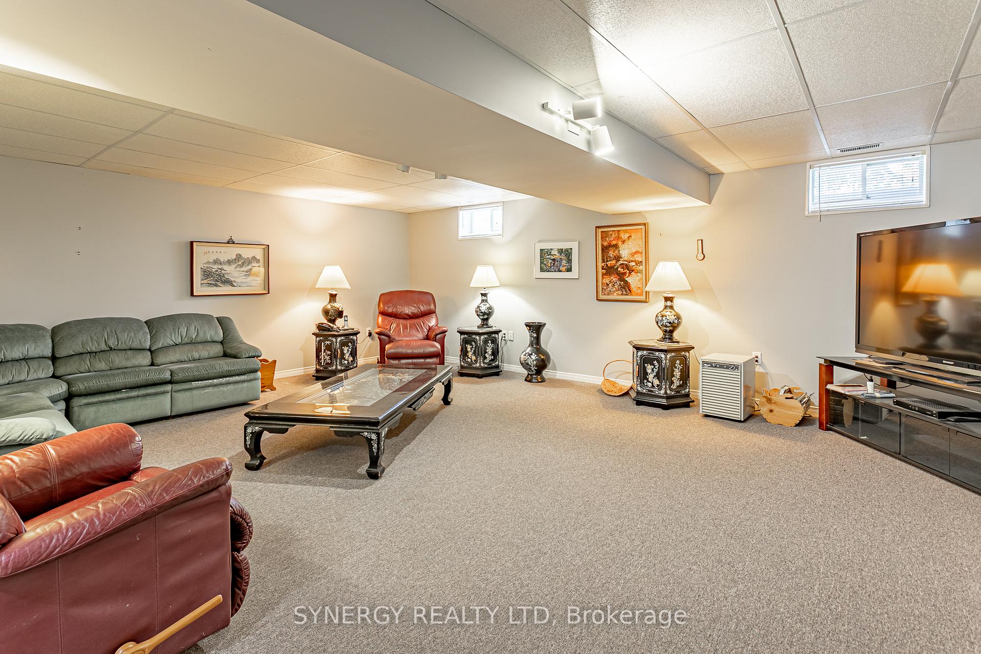 Photo 21 of 16 Parkview Drive, Strathroy-Caradoc, SE — HOMEH