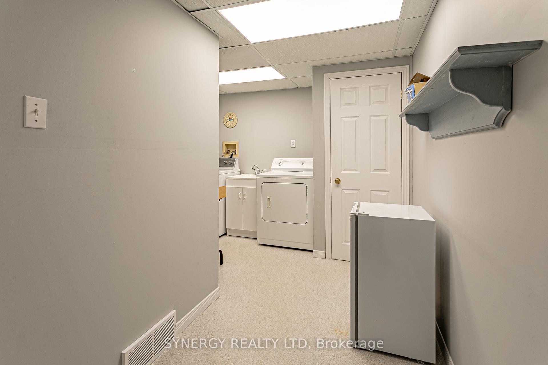 Photo 26 of 16 Parkview Drive, Strathroy-Caradoc, SE — HOMEH