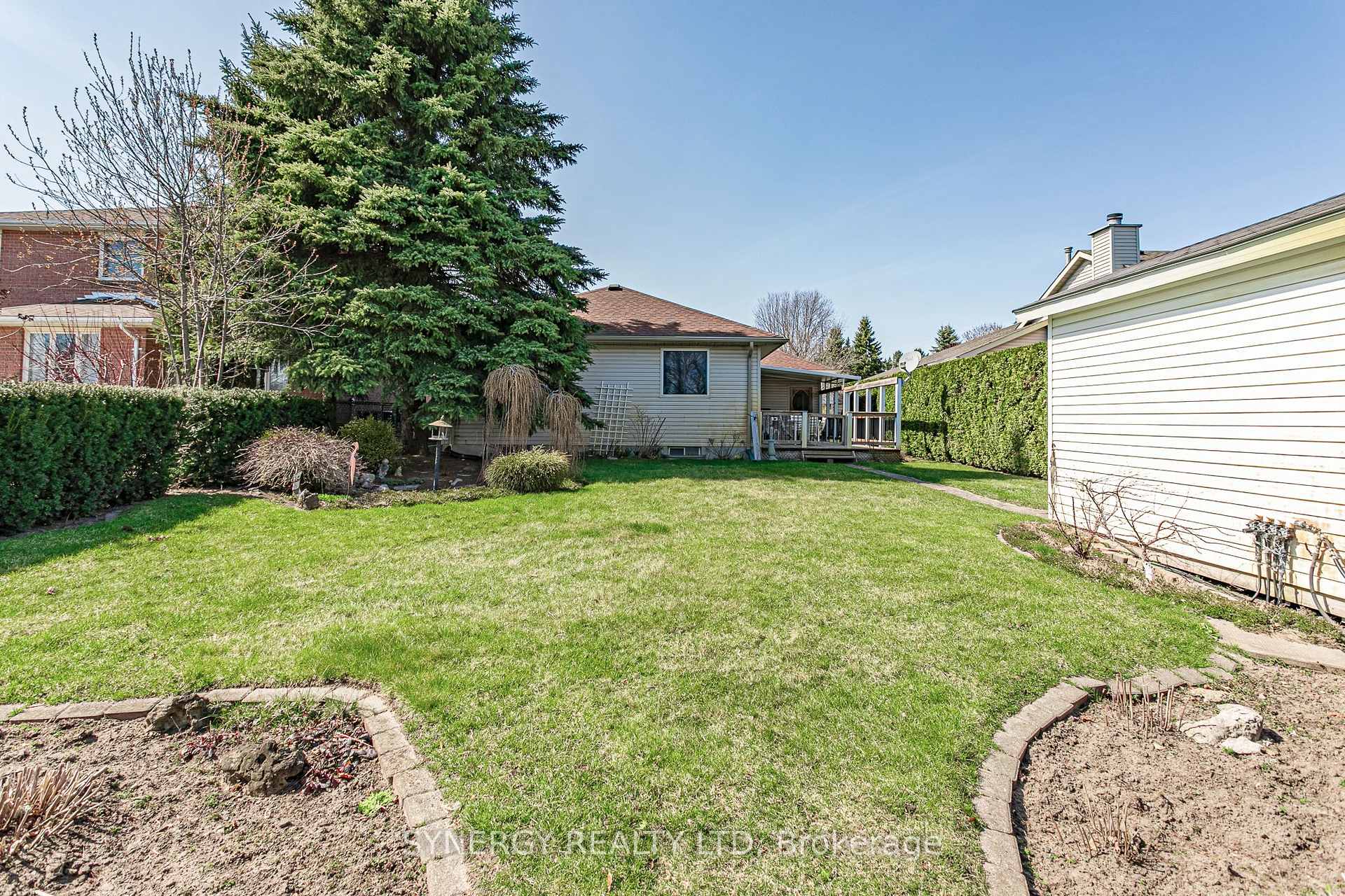 Photo 31 of 16 Parkview Drive, Strathroy-Caradoc, SE — HOMEH