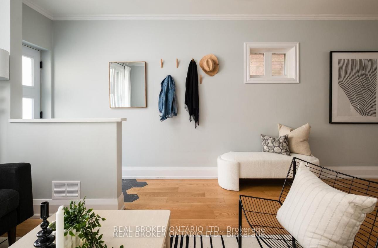 Photo 4 of 158 Golfview Avenue, Toronto, East End-Danforth — HOMEH