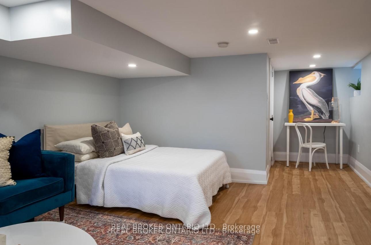 Photo 18 of 158 Golfview Avenue, Toronto, East End-Danforth — HOMEH