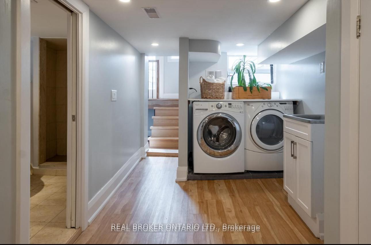 Photo 20 of 158 Golfview Avenue, Toronto, East End-Danforth — HOMEH