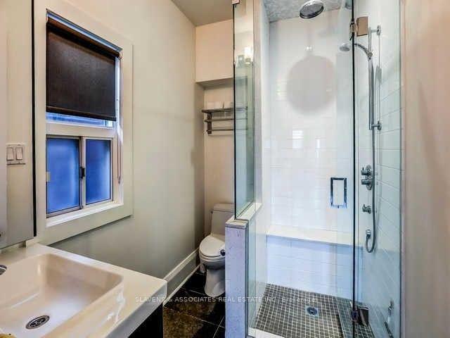 Photo 11 of 13 Sutherland Avenue, Toronto, Crescent Town — HOMEH