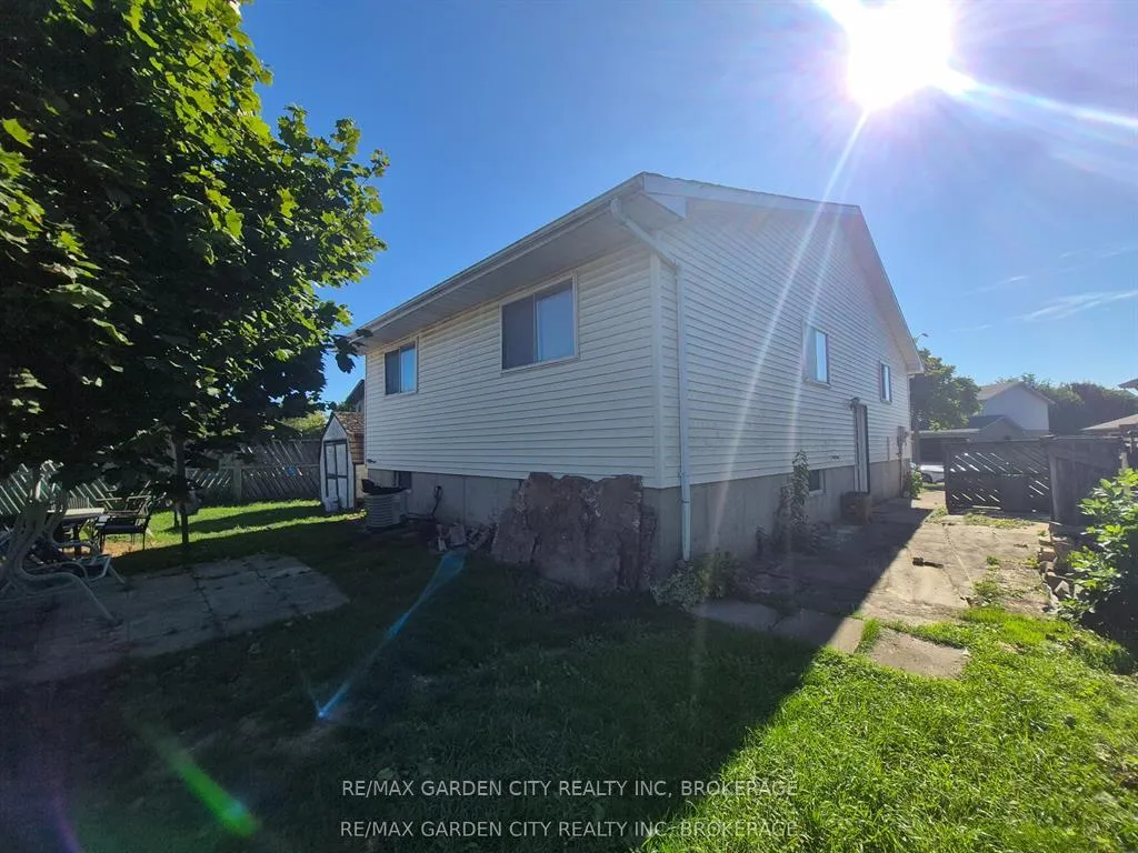 Photo 5 of 74 Commerford Street, Thorold, Confederation Heights — HOMEH