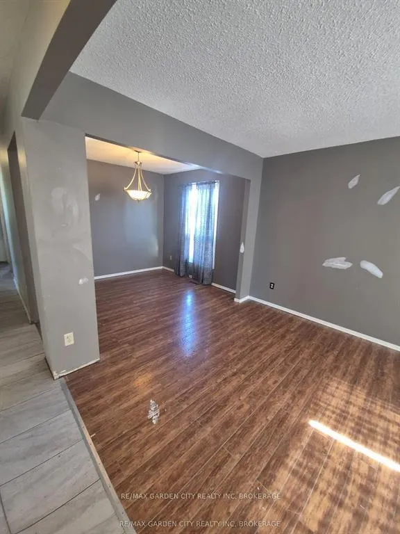 Photo 9 of 74 Commerford Street, Thorold, Confederation Heights — HOMEH