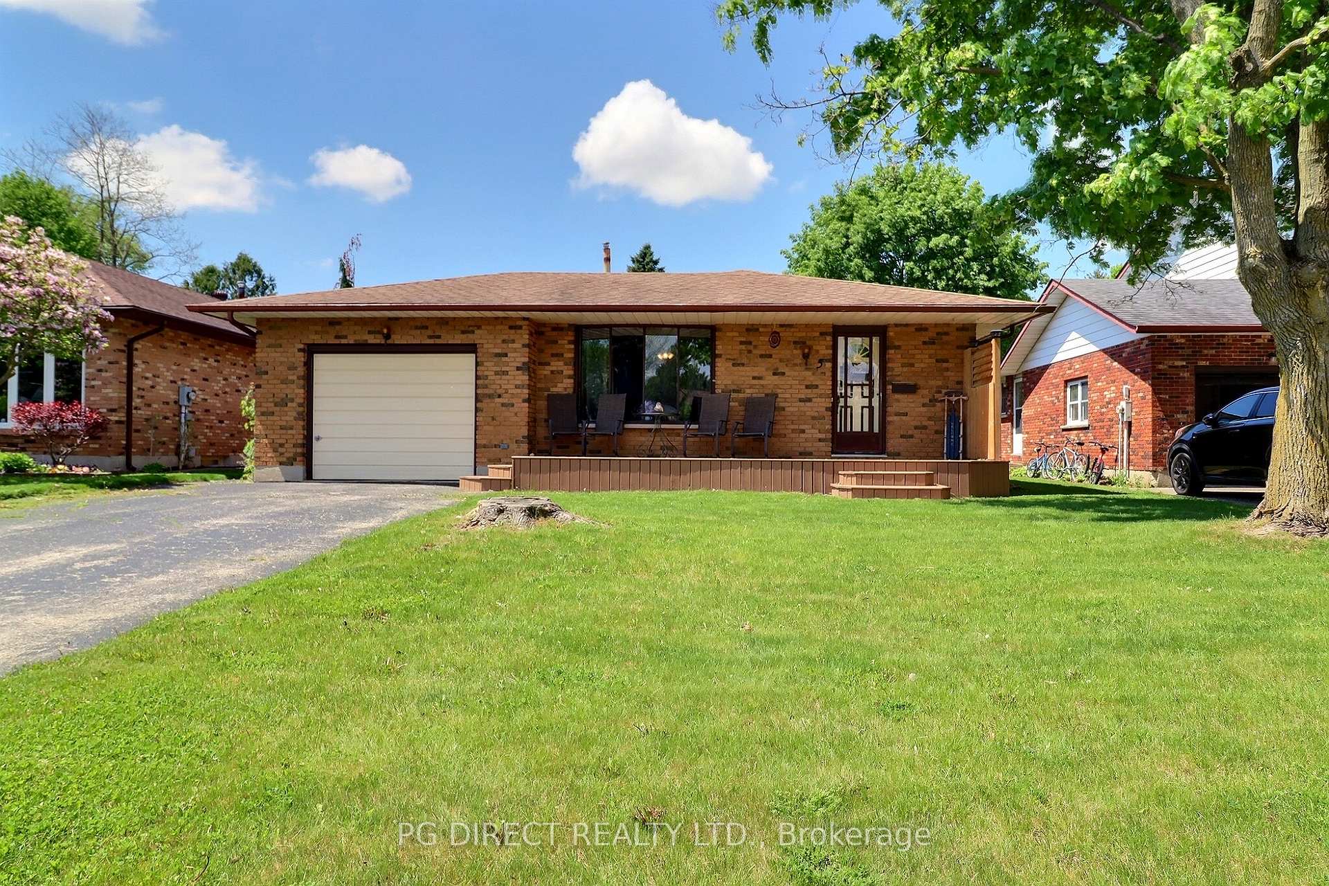 Front of 5 Denrich Avenue