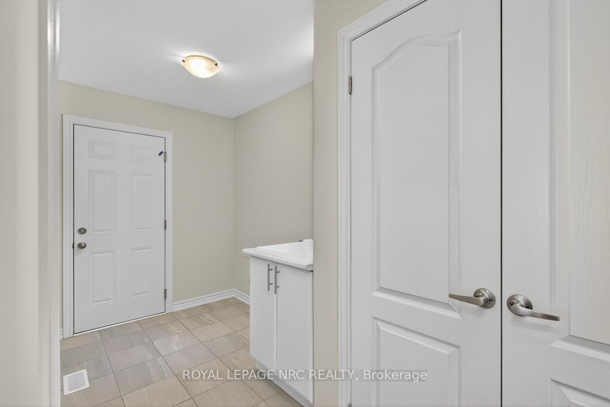 Photo 12 of 118 Palace Street, Thorold, Thorold Downtown — HOMEH