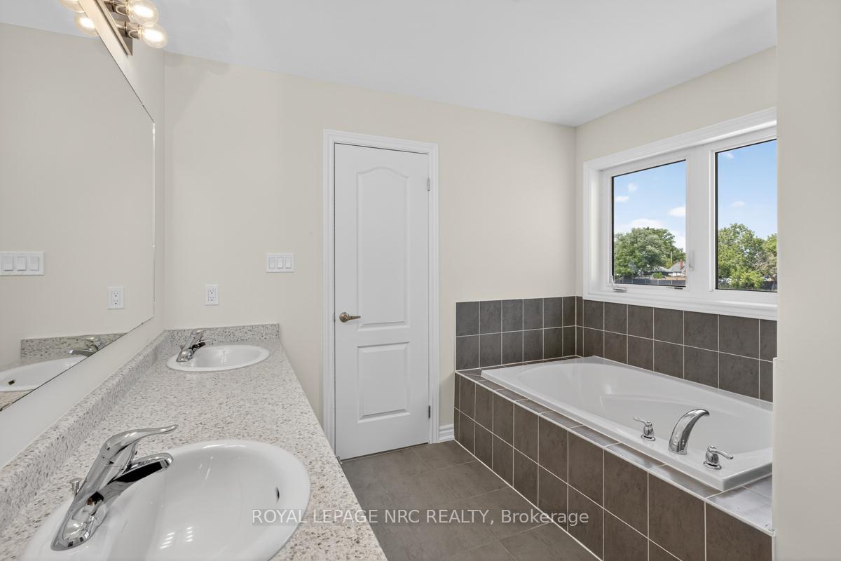 Photo 16 of 118 Palace Street, Thorold, Thorold Downtown — HOMEH