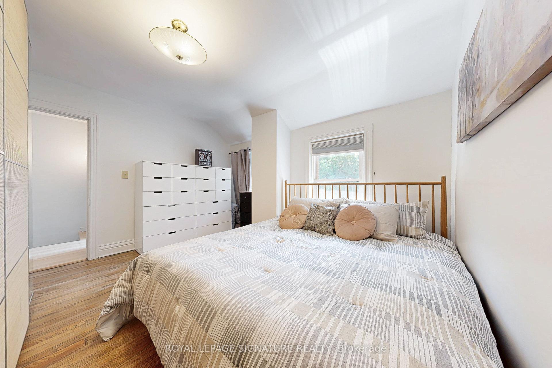 Photo 21 of 17 Hunter Street, Toronto, Blake-Jones — HOMEH