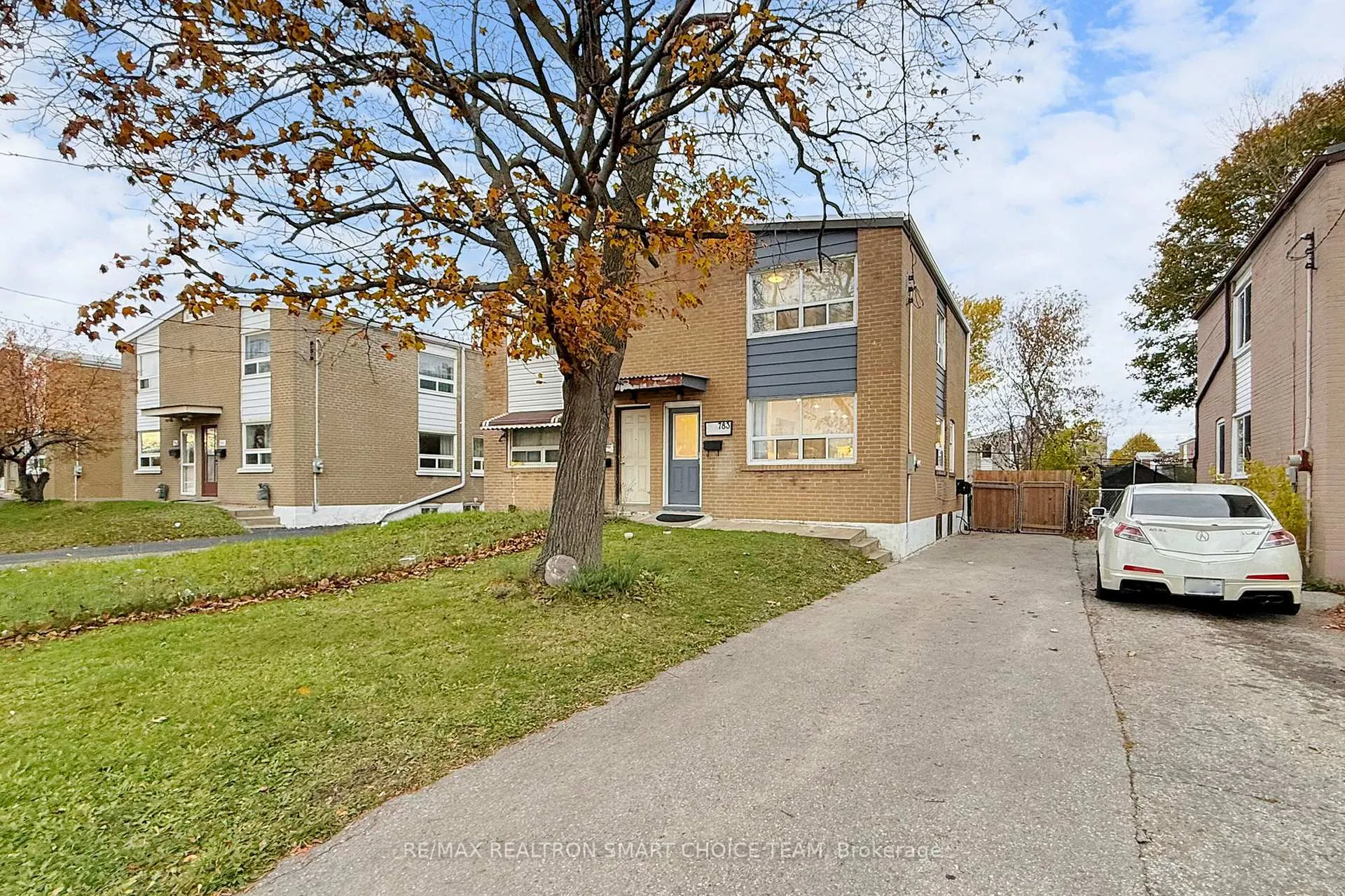 Front of 783 Birchmount Road