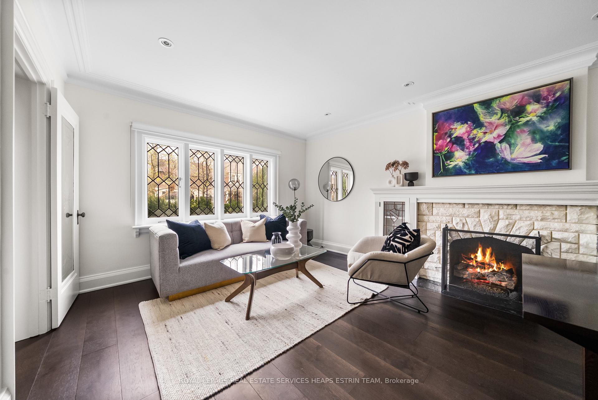 Photo 3 of 52 Fleming Crescent, Toronto, Leaside — HOMEH