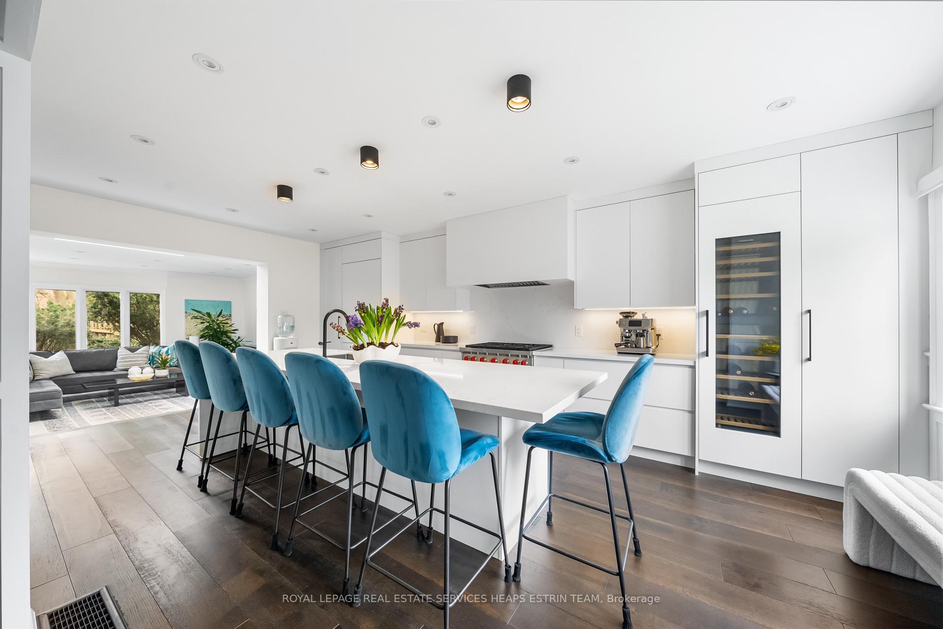 Photo 5 of 52 Fleming Crescent, Toronto, Leaside — HOMEH