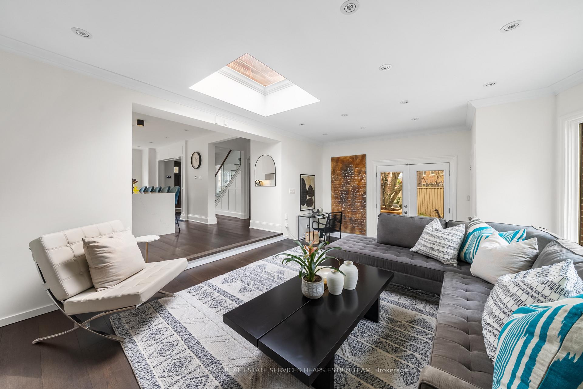 Photo 12 of 52 Fleming Crescent, Toronto, Leaside — HOMEH