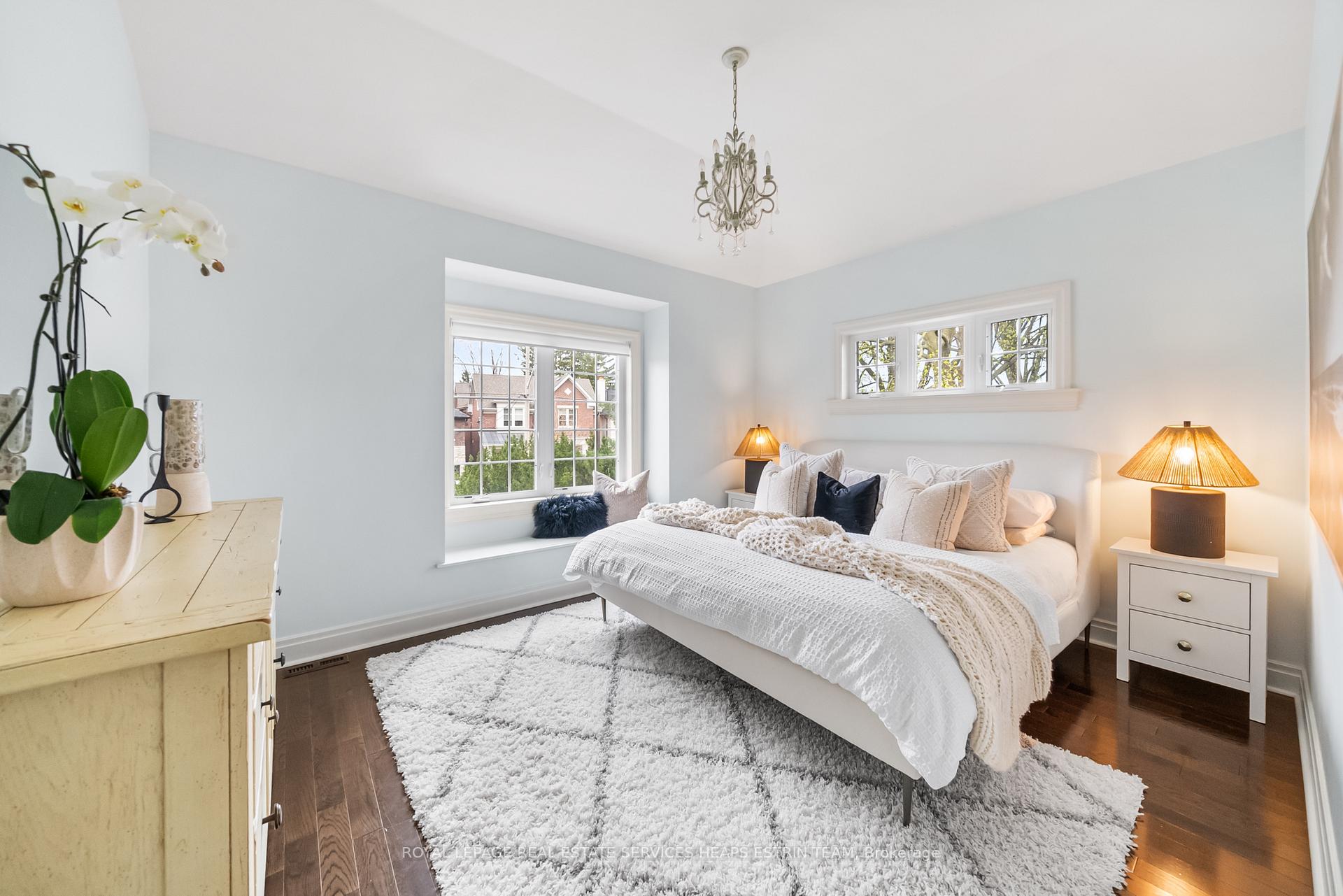 Photo 17 of 52 Fleming Crescent, Toronto, Leaside — HOMEH