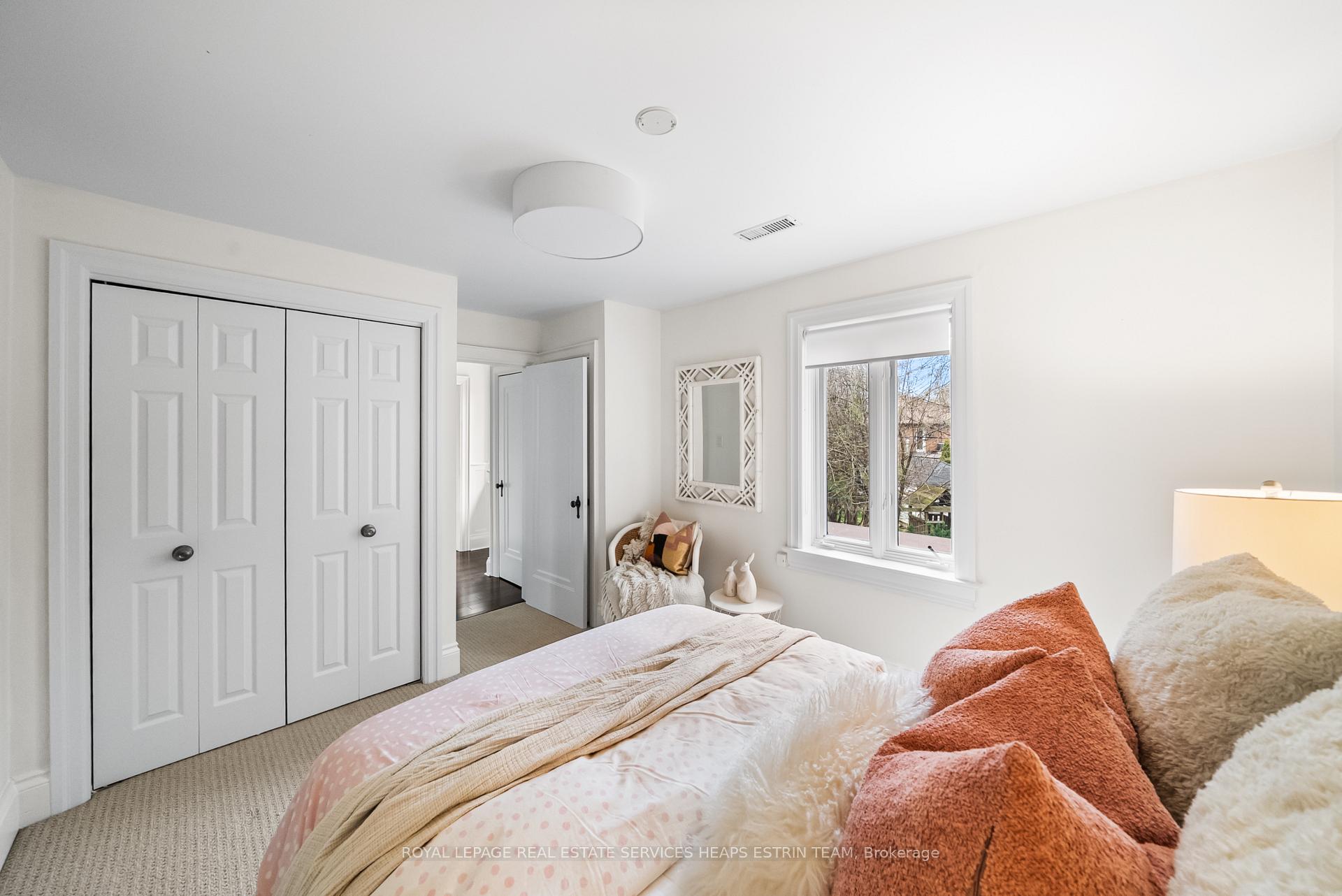 Photo 20 of 52 Fleming Crescent, Toronto, Leaside — HOMEH