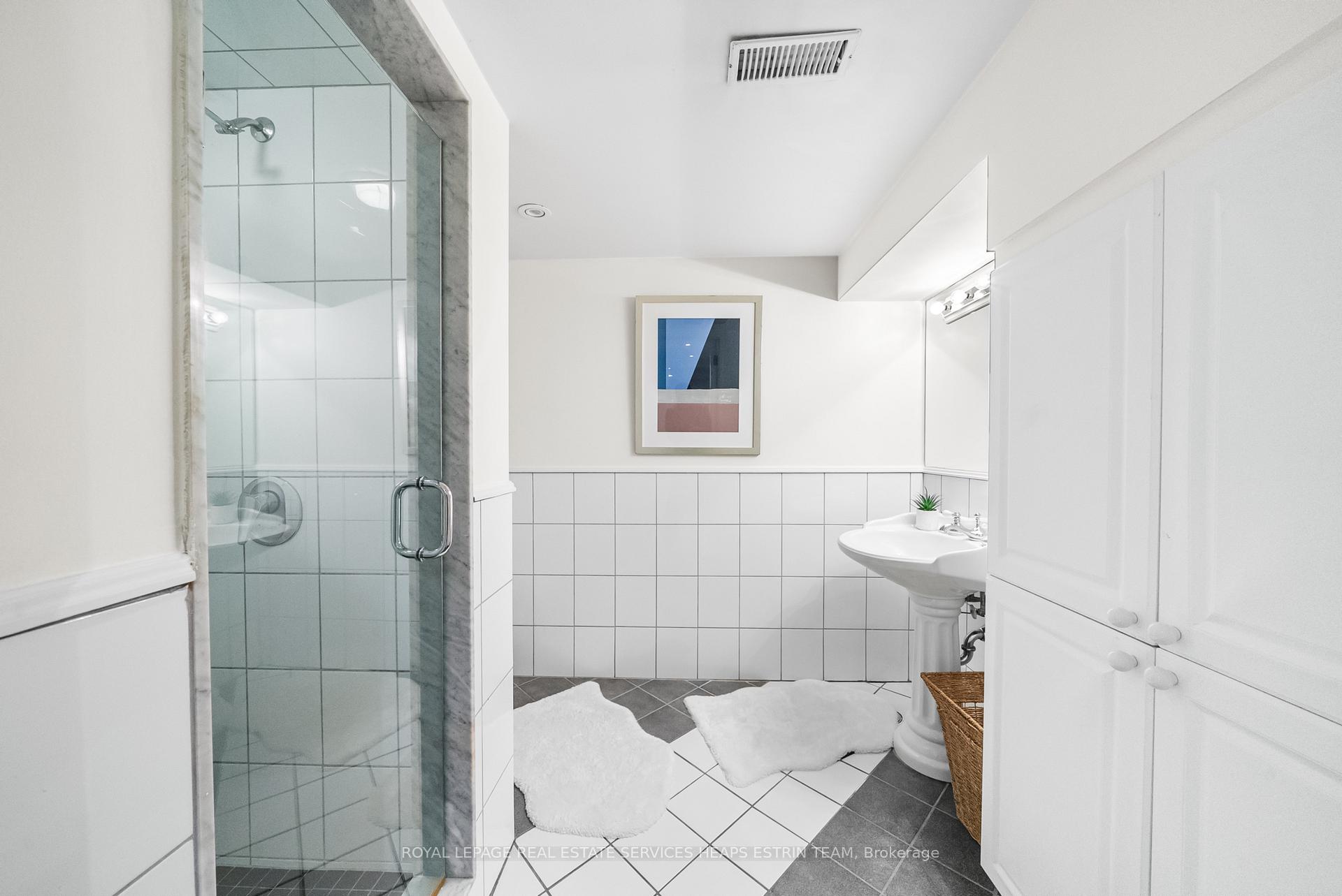 Photo 32 of 52 Fleming Crescent, Toronto, Leaside — HOMEH
