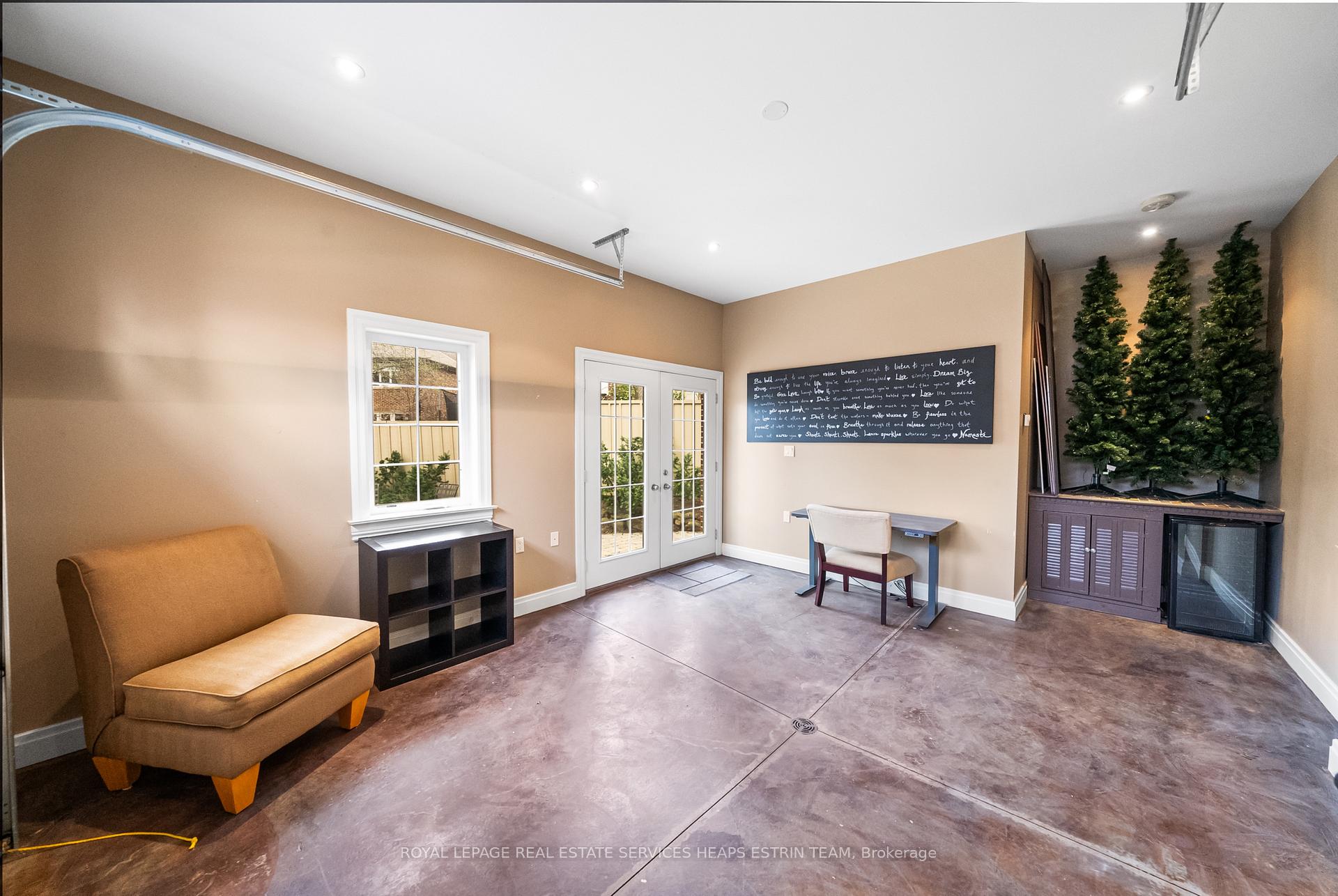 Photo 33 of 52 Fleming Crescent, Toronto, Leaside — HOMEH