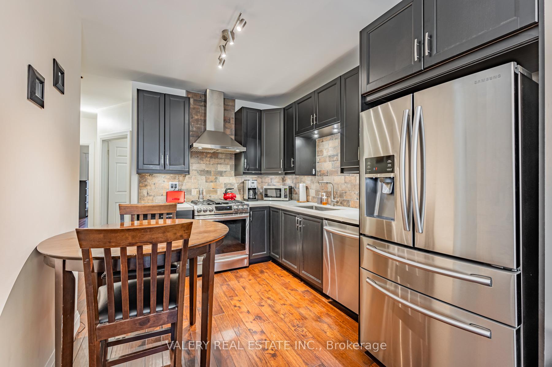 Photo 21 of 117 Mcgill Street, Toronto, Church-Yonge Corridor — HOMEH