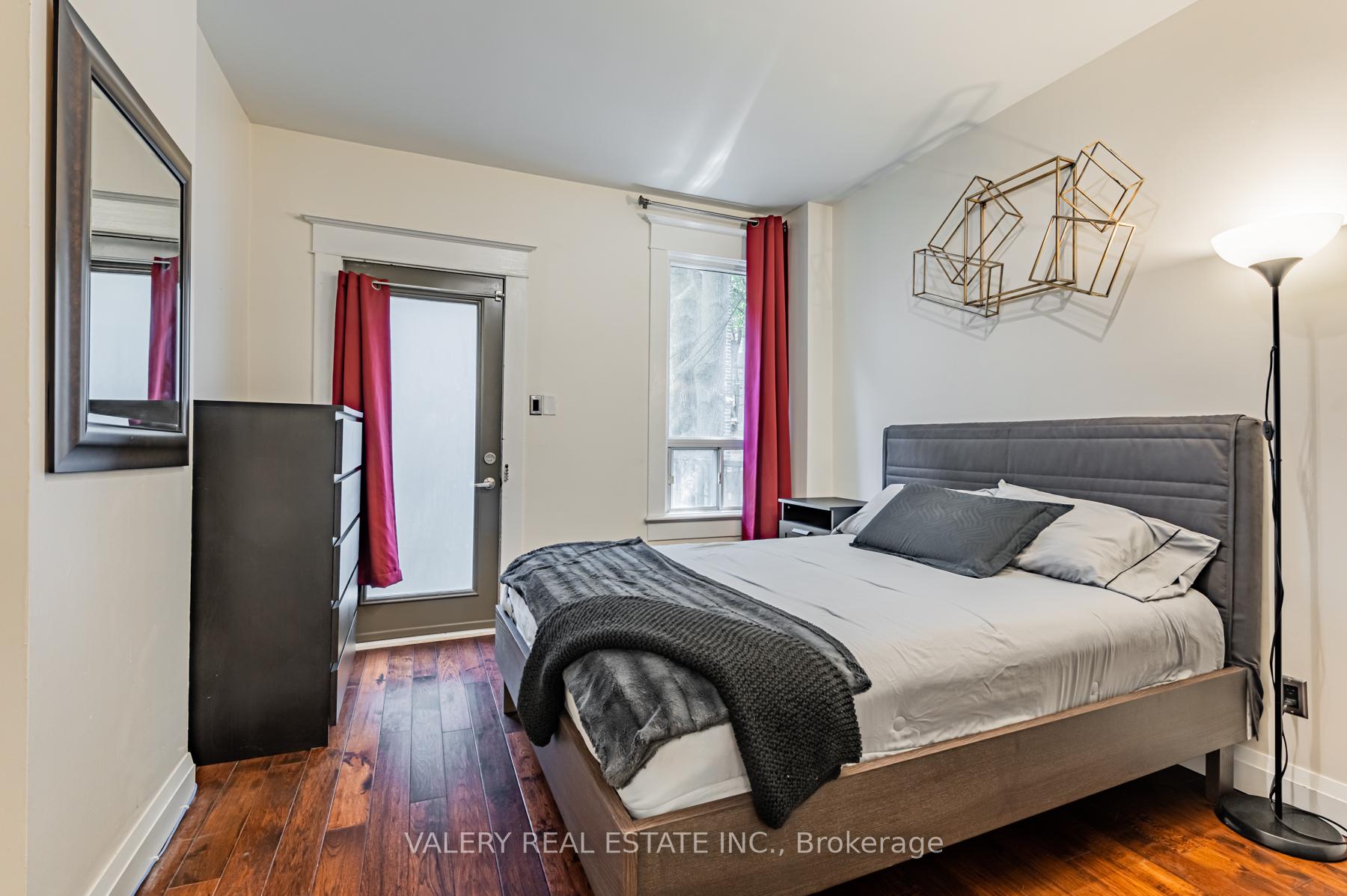 Photo 25 of 117 Mcgill Street, Toronto, Church-Yonge Corridor — HOMEH