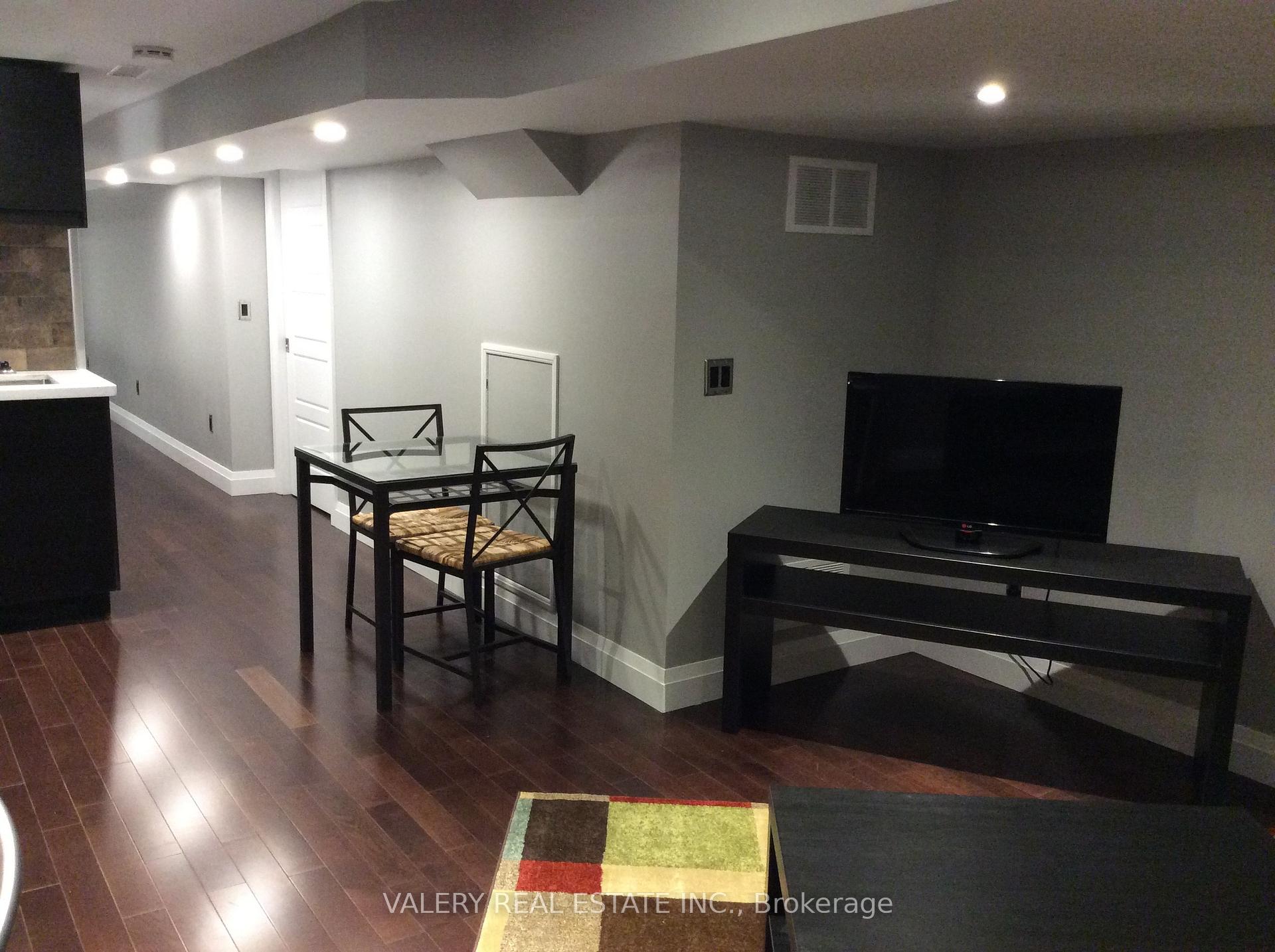 Photo 30 of 117 Mcgill Street, Toronto, Church-Yonge Corridor — HOMEH
