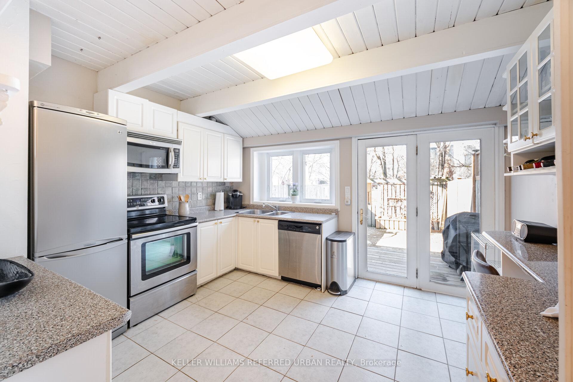 Photo 14 of 12 Rowley Avenue, Toronto, Mount Pleasant East — HOMEH