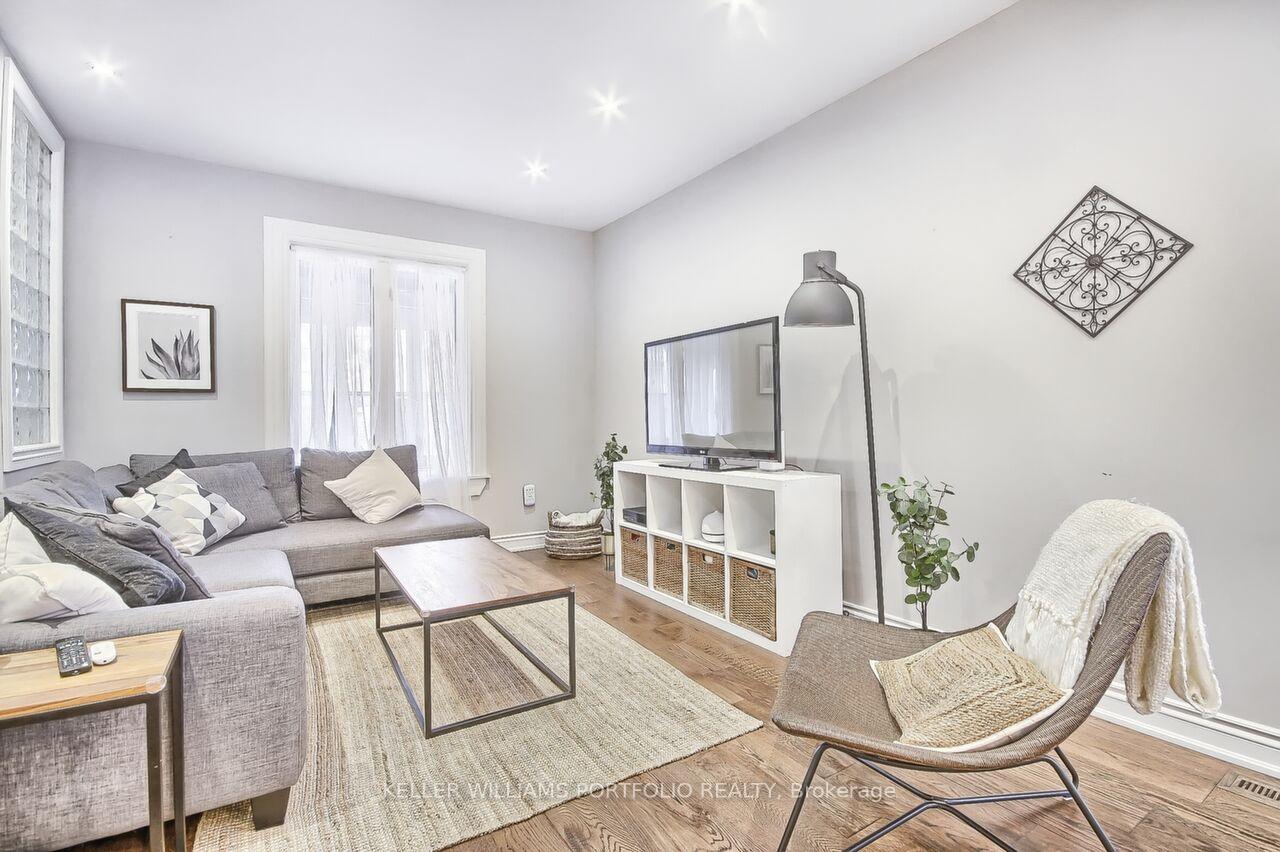Photo 9 of 196 Ashdale Avenue, Toronto, Greenwood-Coxwell — HOMEH