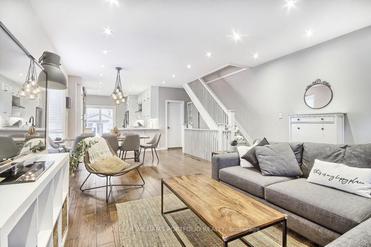 Photo 10 of 196 Ashdale Avenue, Toronto, Greenwood-Coxwell — HOMEH