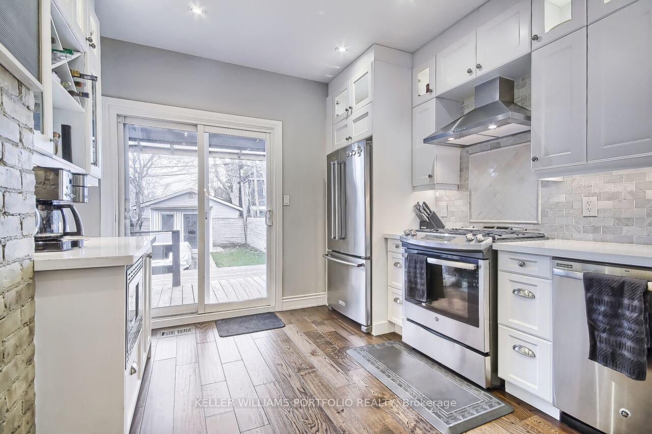 Photo 18 of 196 Ashdale Avenue, Toronto, Greenwood-Coxwell — HOMEH