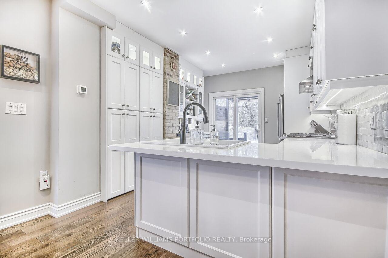 Photo 19 of 196 Ashdale Avenue, Toronto, Greenwood-Coxwell — HOMEH