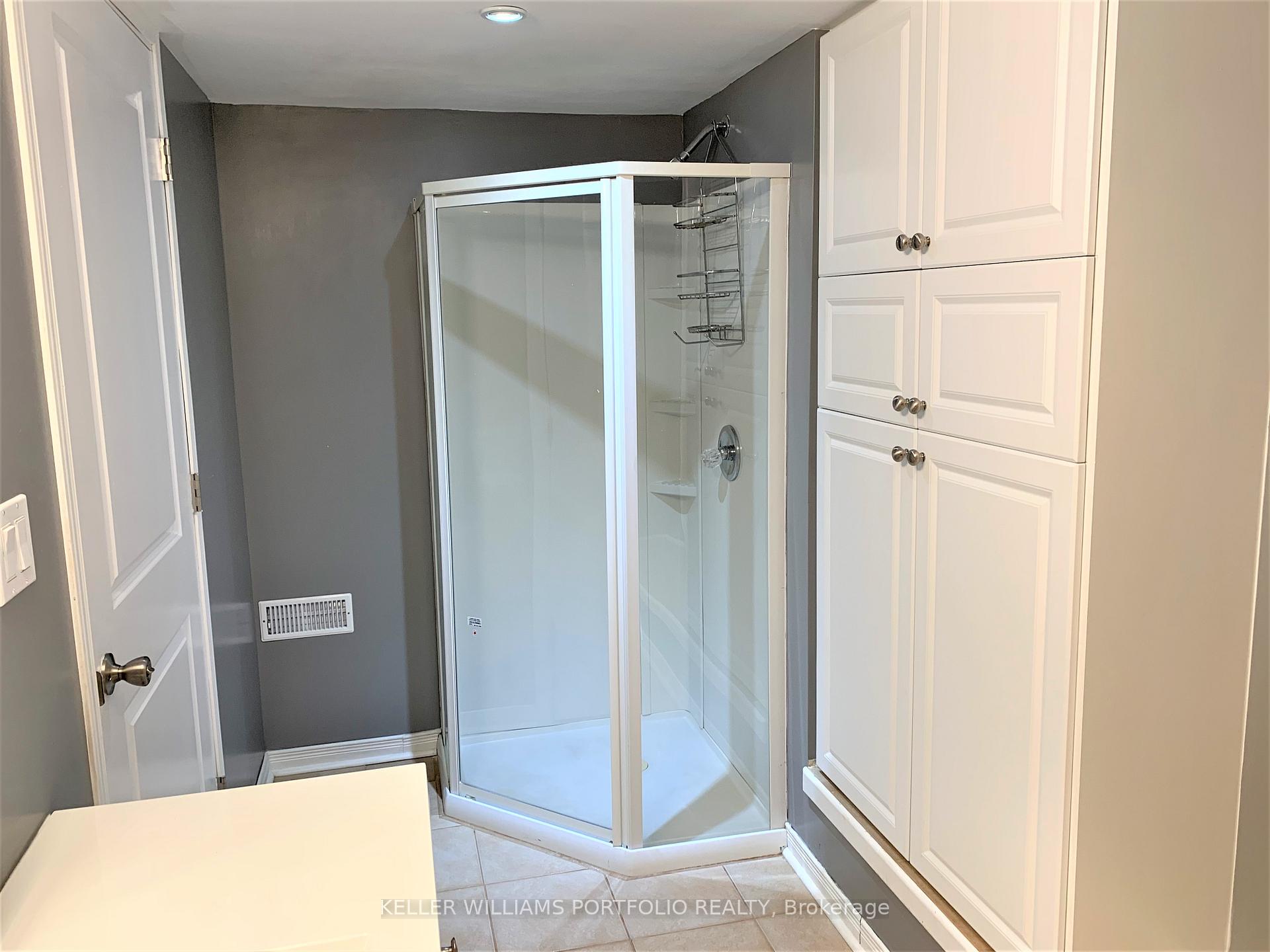 Photo 39 of 196 Ashdale Avenue, Toronto, Greenwood-Coxwell — HOMEH