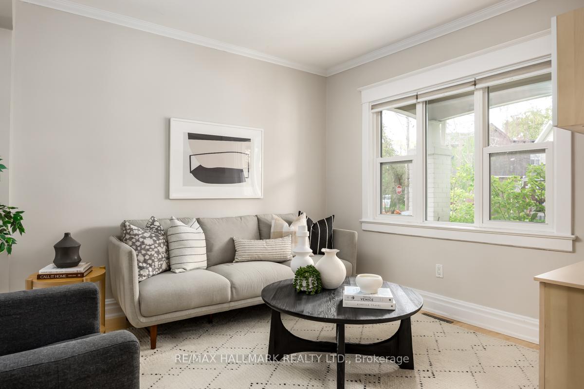 Photo 5 of 56 Maughan Crescent, Toronto, Woodbine Corridor — HOMEH