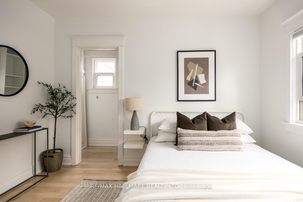 Photo 16 of 56 Maughan Crescent, Toronto, Woodbine Corridor — HOMEH