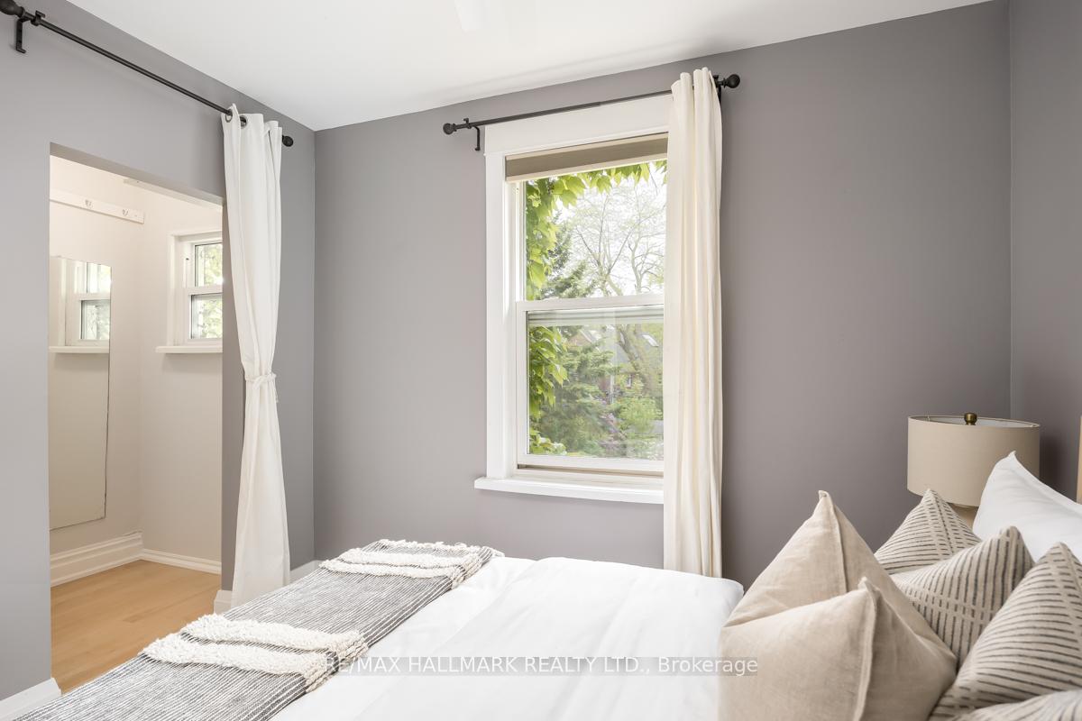 Photo 19 of 56 Maughan Crescent, Toronto, Woodbine Corridor — HOMEH