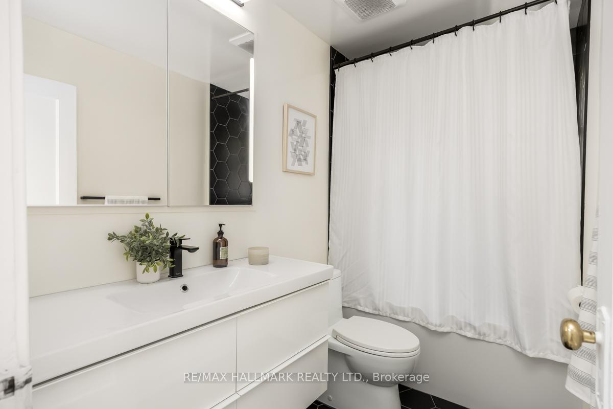 Photo 21 of 56 Maughan Crescent, Toronto, Woodbine Corridor — HOMEH